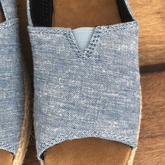 NWOT Toms Open Toe Alpargata Chambray Espadrille. - Picture 9 of 17